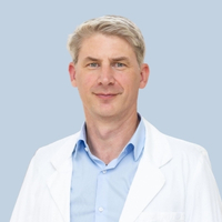PD Dr. med. Lars Neeb
